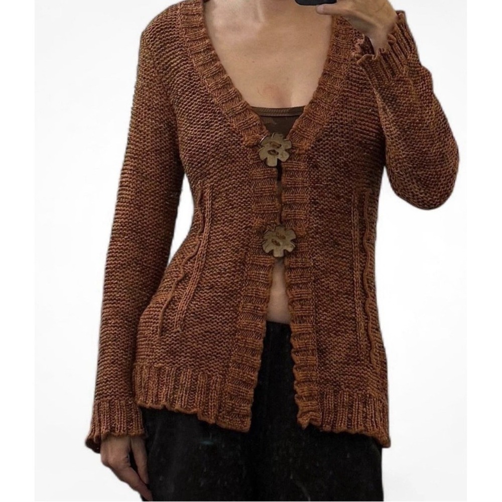 BCBGMAXAZRIA Rust Orange Hippie Cardigan Sweater Wood Flower Button Y2K Boho XL - Picture 2 of 6